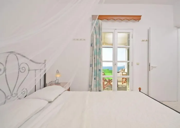 Ydreos & Appartement Mikri Vigla